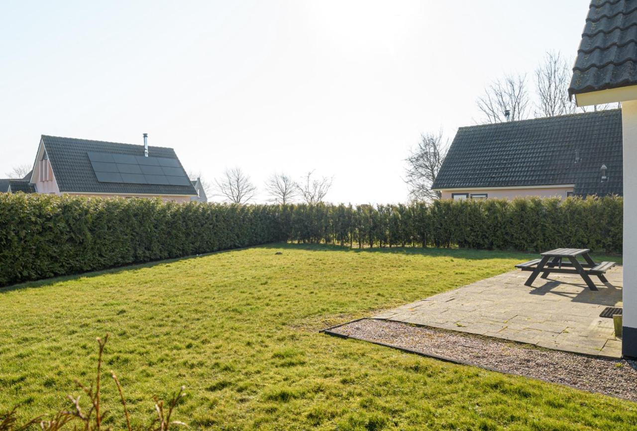The Frisian Beach House Met Scandinavische Barrel Sauna Villa Tzummarum Екстериор снимка