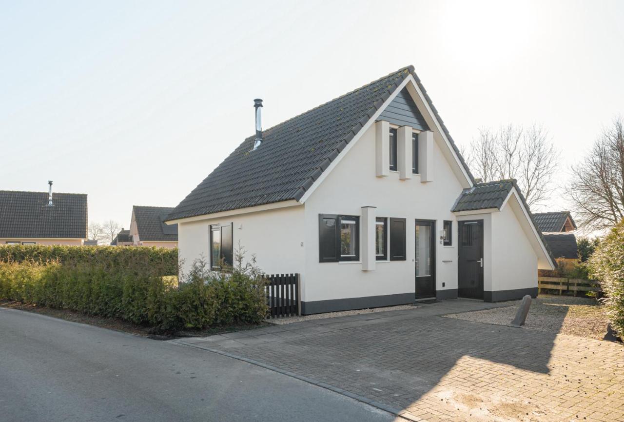 The Frisian Beach House Met Scandinavische Barrel Sauna Villa Tzummarum Екстериор снимка