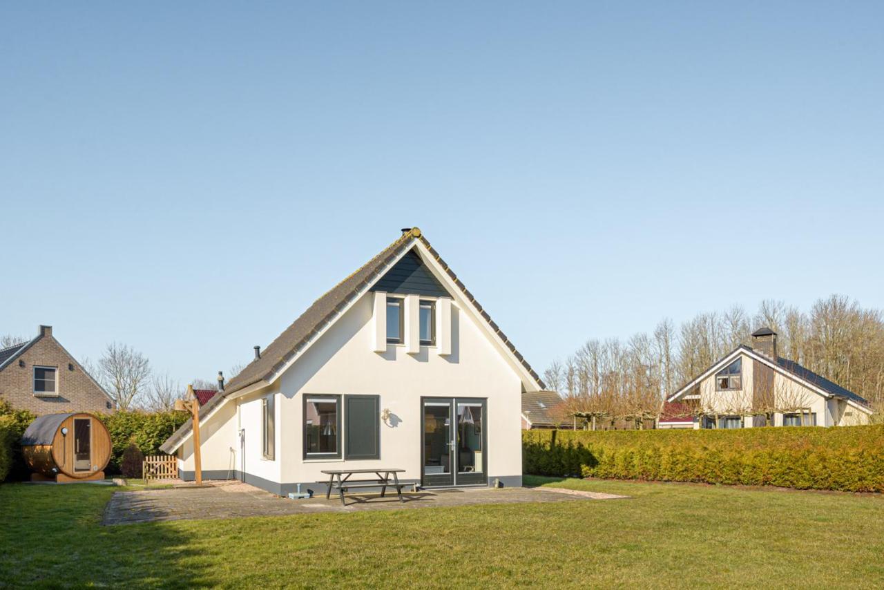 The Frisian Beach House Met Scandinavische Barrel Sauna Villa Tzummarum Екстериор снимка